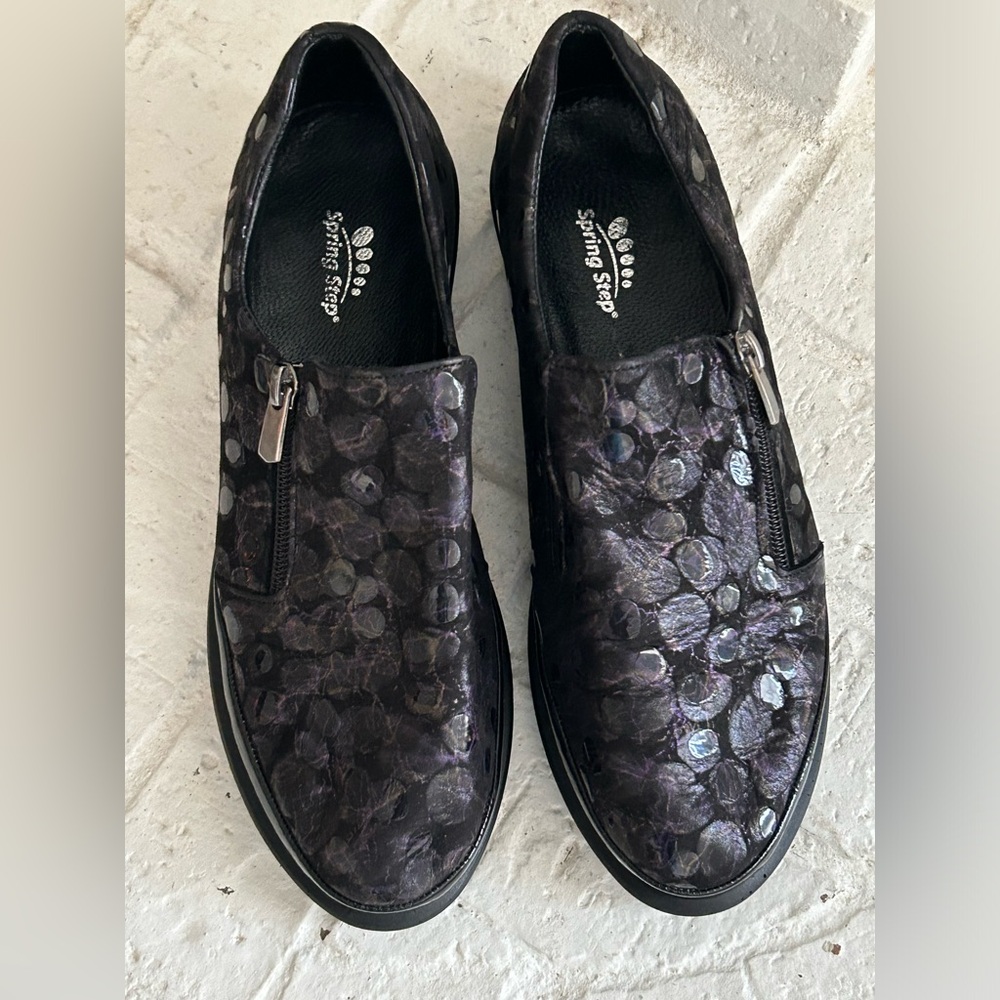 Spring Step Women's Black Iridescent Slip-On Loafers